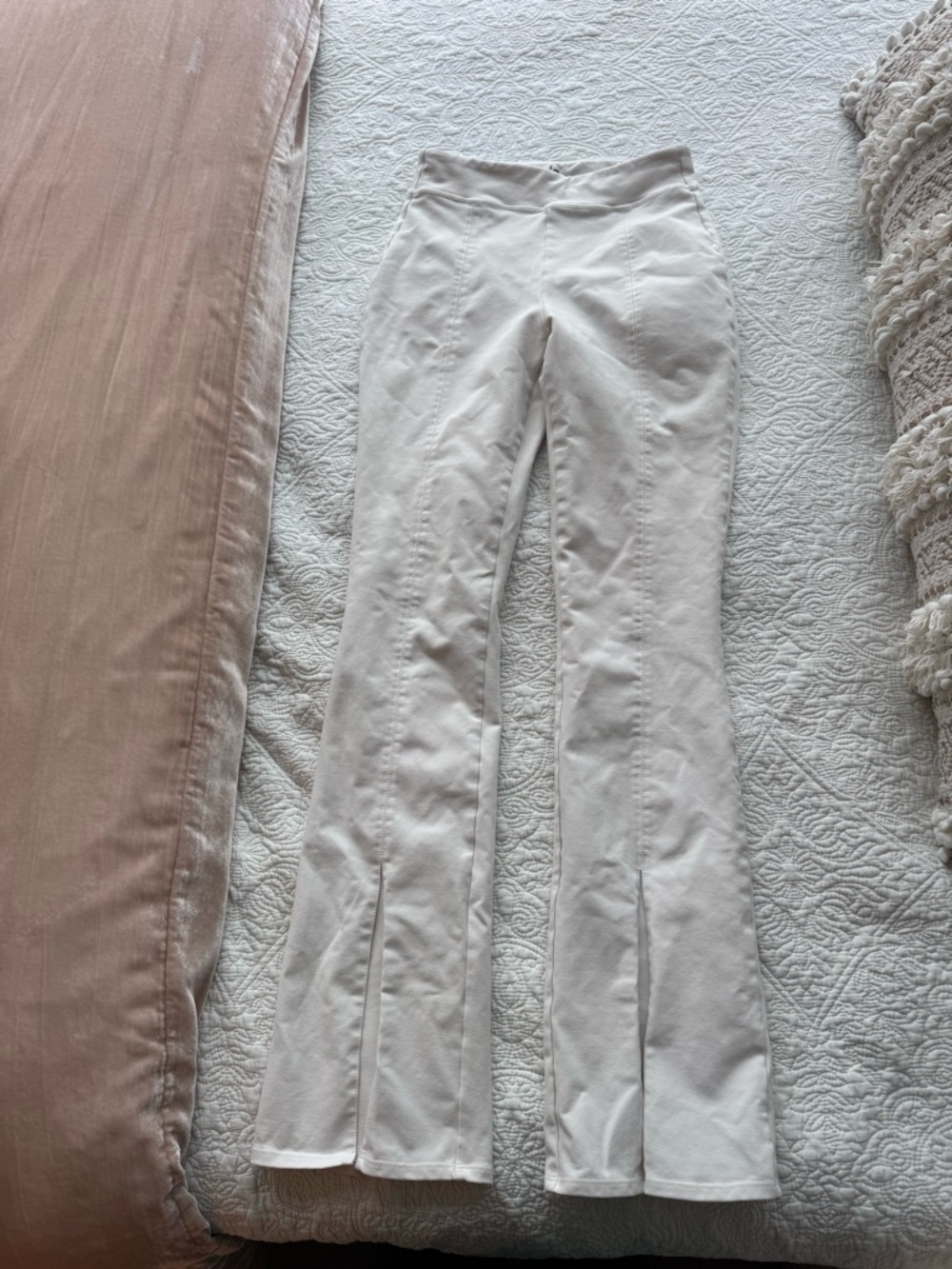 ALO Yoga Cream High-Waist Flared Leggings